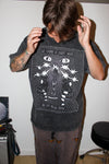 Light Peaking Tee in Mineral Washed Black